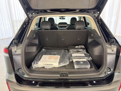 New 2026 Volkswagen Tiguan SE AWD/4WD image 33