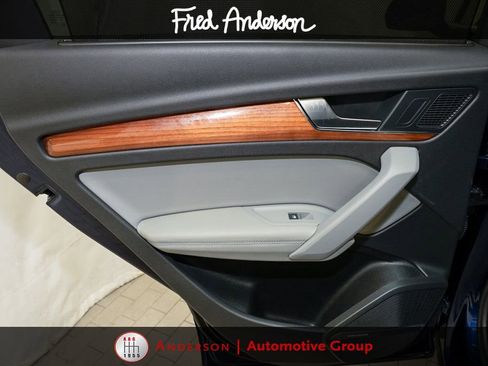 Used 2021 Audi Q5 Prestige w/ Prestige Package AWD/4WD image 12