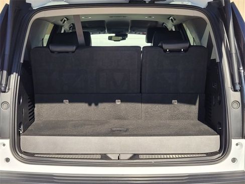 Used 2020 GMC Yukon SLT image 9