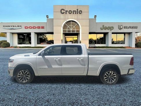 Used 2025 RAM 1500 Limited AWD/4WD image 6