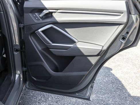 Used 2024 Audi Q3 2.0T Premium w/ Convenience Package image 49