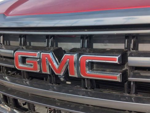 Used 2024 GMC Yukon AT4 w/ Technology Package image 36