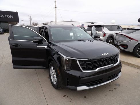 New 2026 Kia Sorento LX image 32