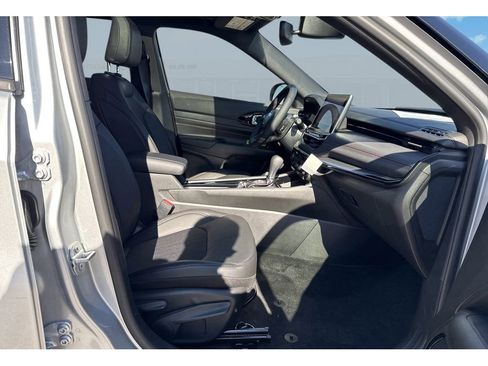 New 2026 Jeep Compass Trailhawk w/ Sun, Sound & Navigation Group image 25