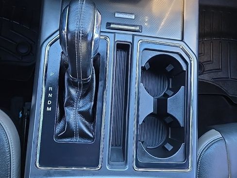 Used 2017 Ford F150 XLT w/ Equipment Group 302A Luxury image 26