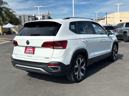 Used 2023 Volkswagen Taos SEL image 8