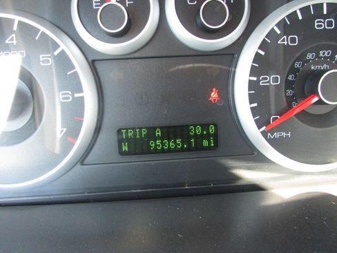 Used 2006 Ford Fusion SEL FWD image 46