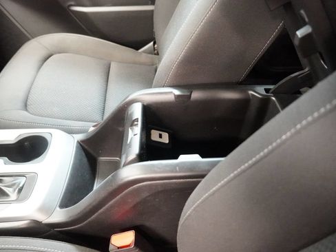 Used 2018 Chevrolet Colorado LT w/ LT Convenience Package AWD/4WD image 23