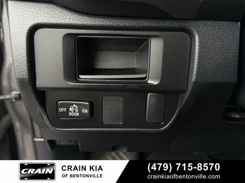 Used 2017 Toyota Tacoma SR5 w/ Tow Package image 13