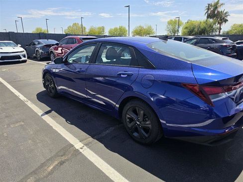 Used 2021 Hyundai Elantra SEL FWD image 13