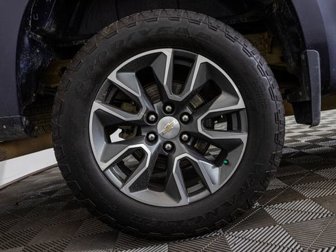 Used 2023 Chevrolet Silverado 1500 LT image 49