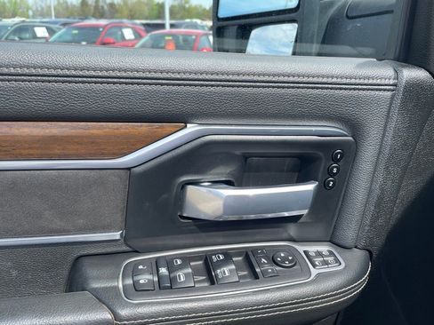 Used 2024 RAM 2500 Laramie w/ Safety Group AWD/4WD image 11