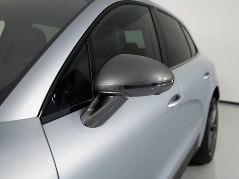 New 2026 Porsche Macan Turbo AWD/4WD image 40