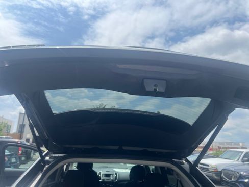 Used 2016 Ford Edge SEL AWD/4WD image 18
