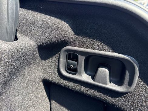 Certified 2025 Mercedes-Benz C 300 4MATIC Sedan image 30