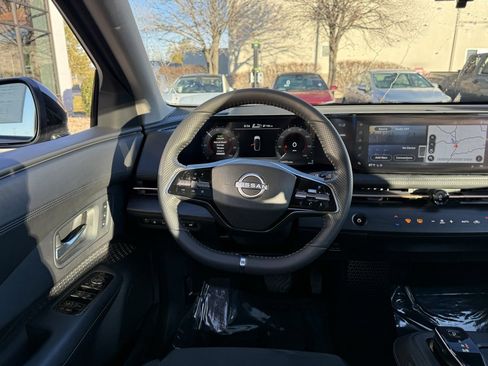 Used 2024 Nissan Ariya EVOLVE+ e-4ORCE image 24