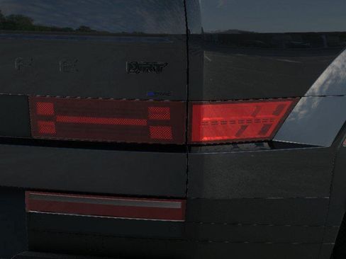 New 2027 Hyundai Santa Fe XRT AWD/4WD image 10