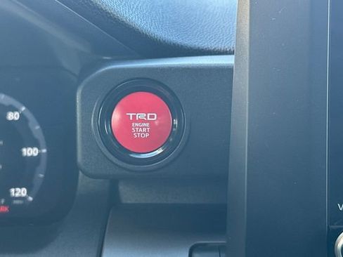 Used 2024 Toyota Tacoma TRD Sport image 25