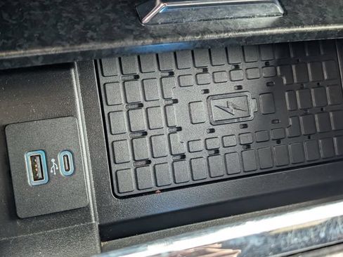 Used 2023 Ford Expedition Max Limited RWD image 17