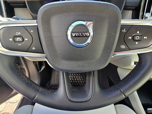 Used 2023 Volvo XC40 B5 Plus w/ Driver Assist Package AWD/4WD image 25