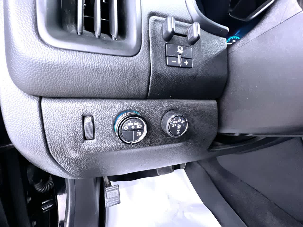 Used 2019 Chevrolet Colorado ZR2 w/ ZR2 Midnight Special Edition AWD/4WD image 16