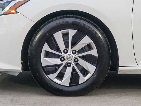 Used 2019 Nissan Altima 2.5 S image 9