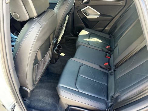 Used 2020 Audi Q3 2.0T Premium w/ Convenience Package AWD/4WD image 25