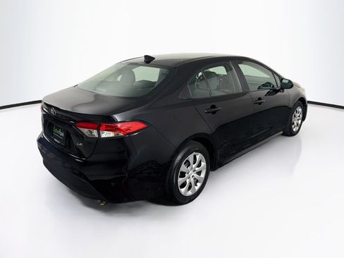 Used 2025 Toyota Corolla LE FWD image 9