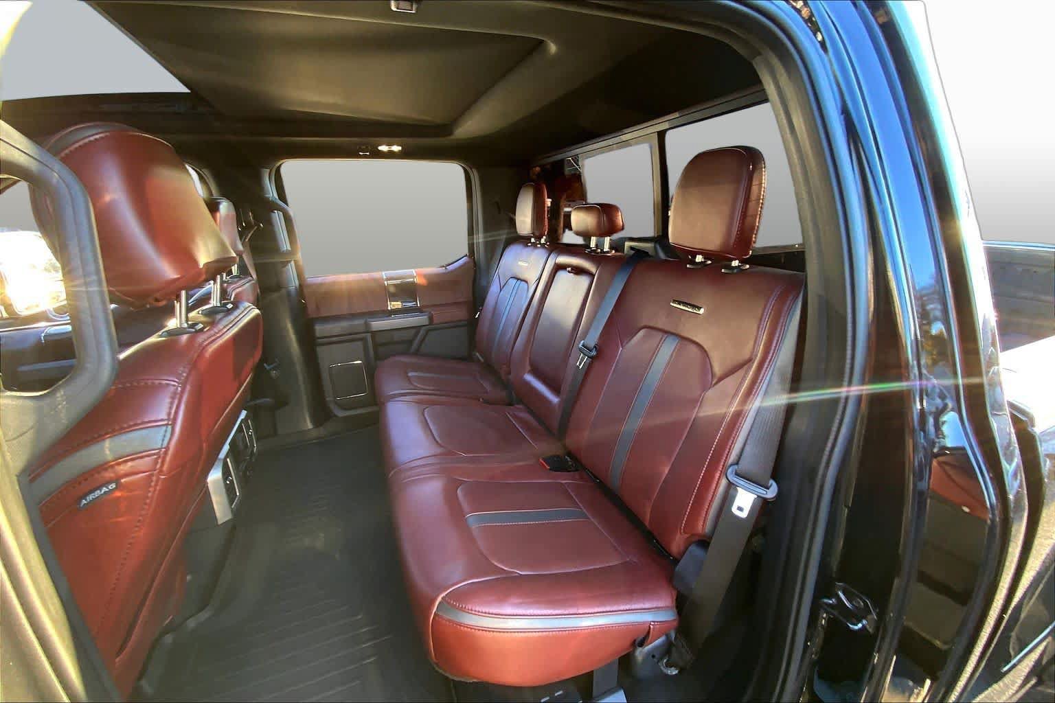 Used 2022 Ford F350 Platinum w/ FX4 Off-Road Package AWD/4WD image 21