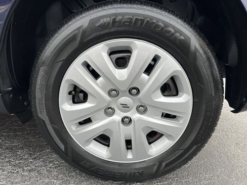 Used 2020 Dodge Journey SE image 20