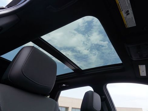 New 2025 Cadillac XT5 Premium Luxury w/ Technology Package image 13