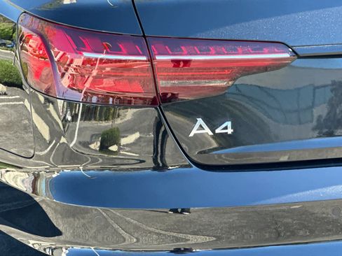 Used 2025 Audi A4 2.0T Premium w/ Convenience Package image 28