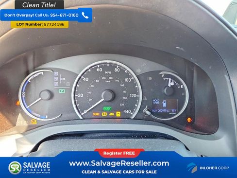 Used 2013 Lexus CT 200h w/ Premium Pkg w/Navigation FWD image 12