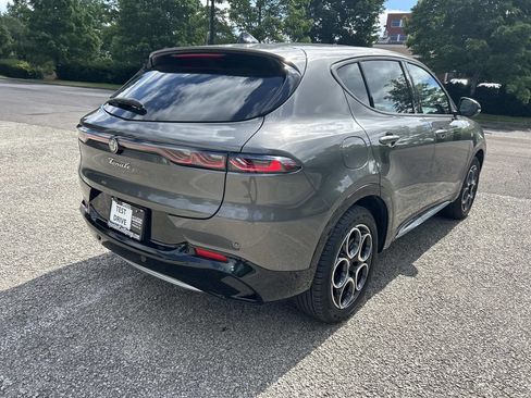 Used 2024 Alfa Romeo Tonale Ti AWD/4WD image 8