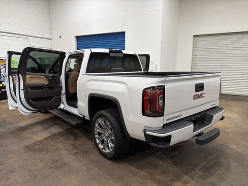 Used 2018 GMC Sierra 1500 Denali w/ Denali Ultimate Package AWD/4WD image 26