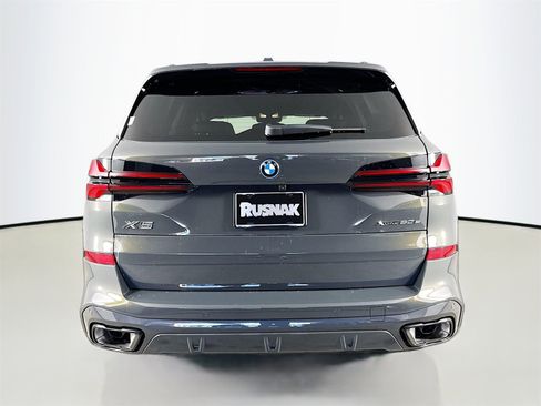 New 2026 BMW X5 xDrive50e w/ M Sport Package image 6