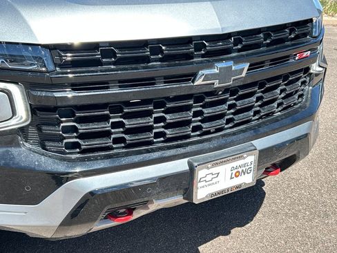 Used 2023 Chevrolet Tahoe Z71 w/ Z71 Off-Road Package image 19