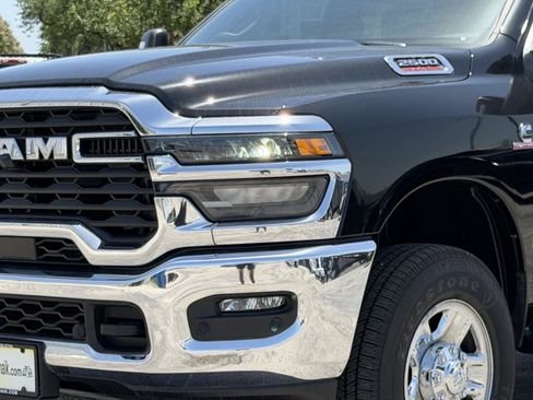 Used 2025 RAM 2500 Tradesman AWD/4WD image 8