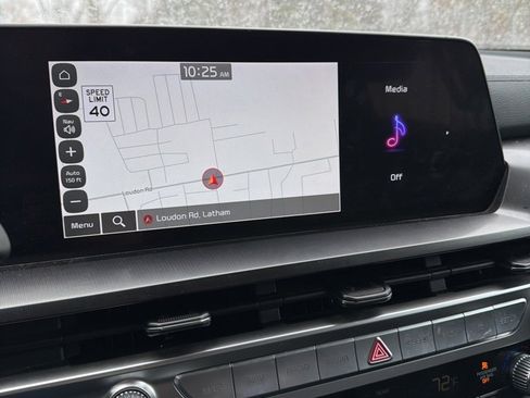 Used 2023 Kia Telluride S image 17