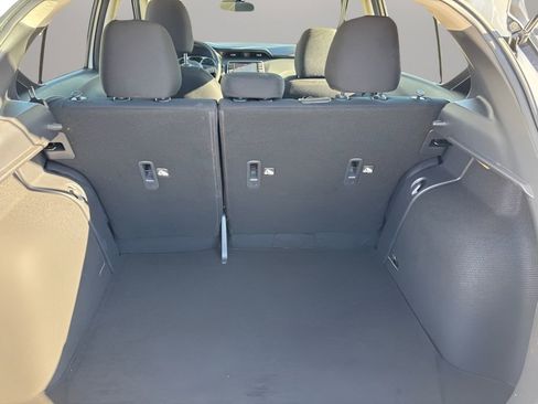 Certified 2025 Nissan Kicks Play S image 9