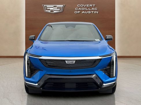 New 2027 Cadillac Optiq Luxury RWD image 3
