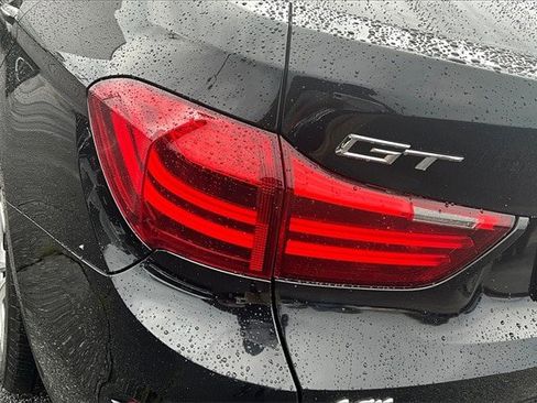 Used 2017 BMW 535i Gran Turismo image 28