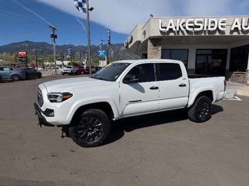 Used 2021 Toyota Tacoma Limited w/ Nightshade Package AWD/4WD image 5