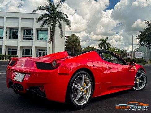 Used 2013 Ferrari 458 Spider RWD image 46