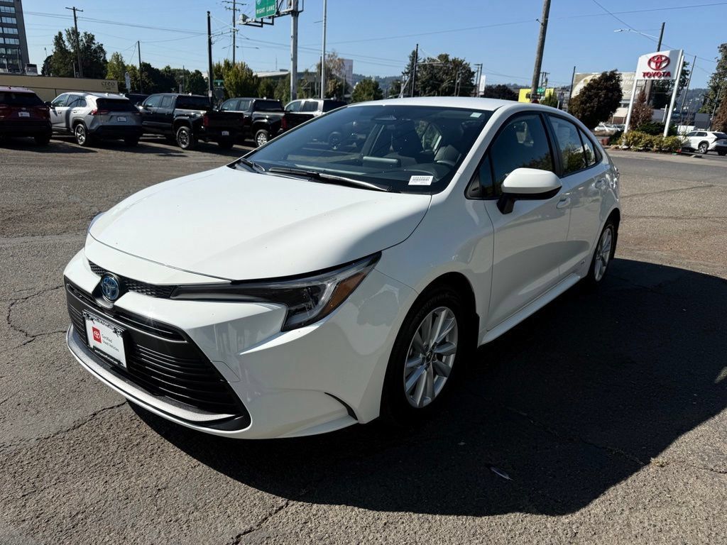 Certified 2025 Toyota Corolla LE w/ LE Premium Package AWD/4WD image 4