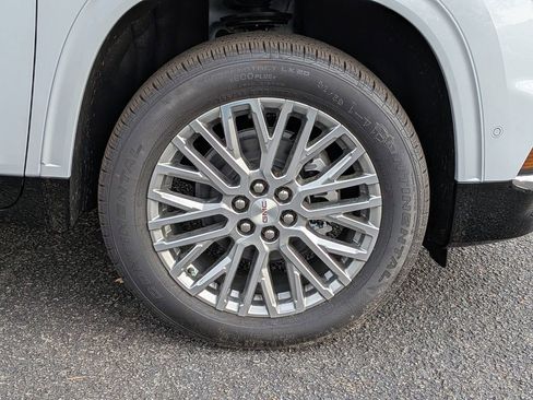 New 2026 GMC Acadia Denali w/ Super Cruise Package image 11