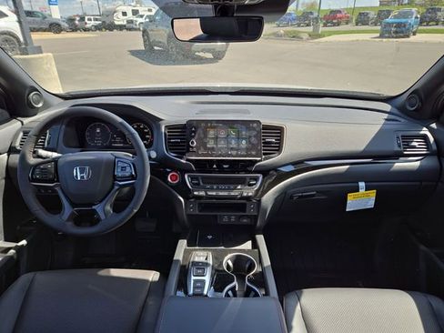 New 2026 Honda Ridgeline Black Edition image 4