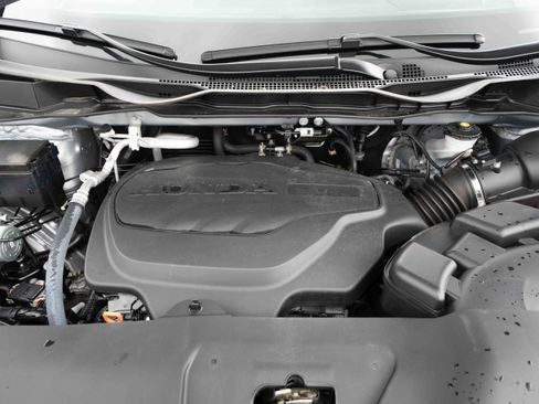 Used 2025 Honda Odyssey EX-L image 32