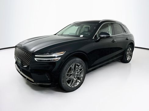 Used 2025 Genesis GV70 2.5T AWD/4WD image 3