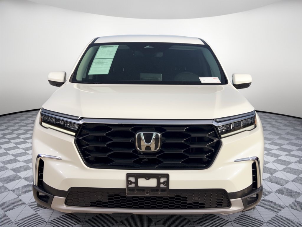 Used 2025 Honda Pilot EX-L image 6